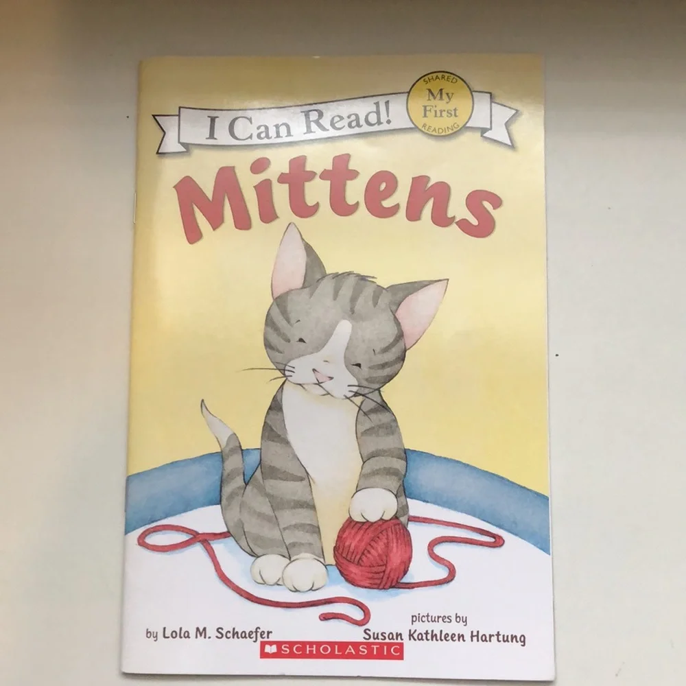 Set Of 9 Scholastic Beginners Reading Paperback Booklets